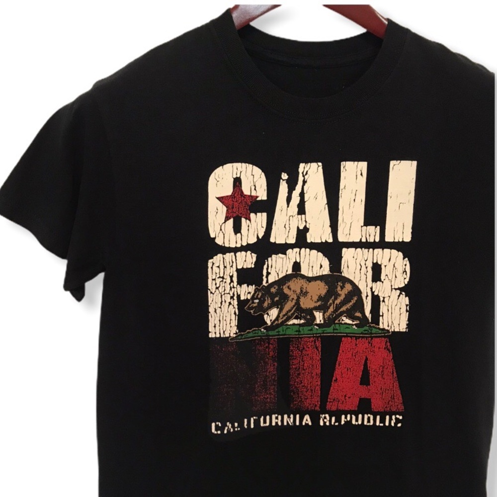 California Republic Tee Small